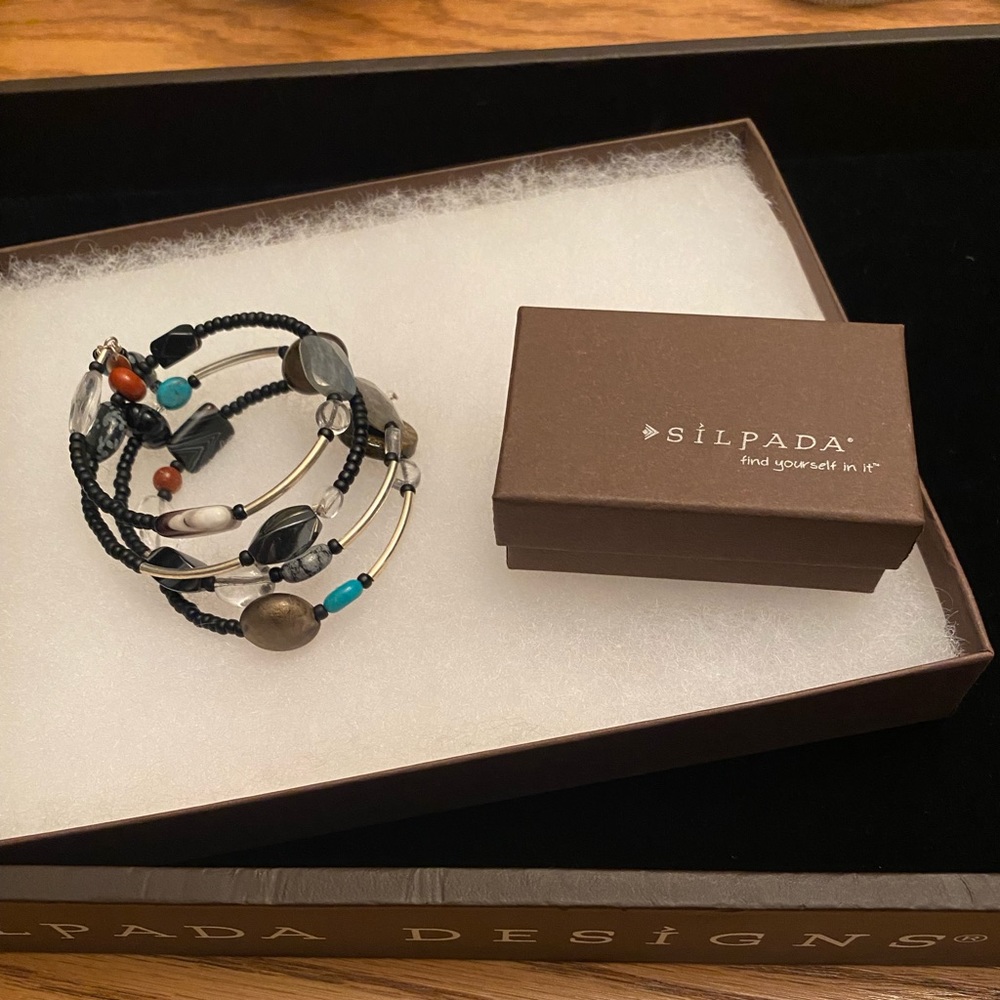 Silpada bracelet B2144 in excellent condition